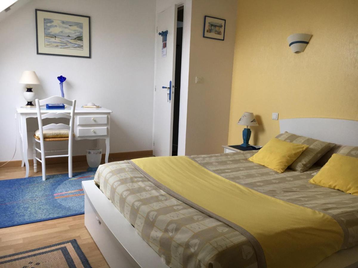 La Maison S'Apelle Le P'Tit Nid Гранвил Екстериор снимка