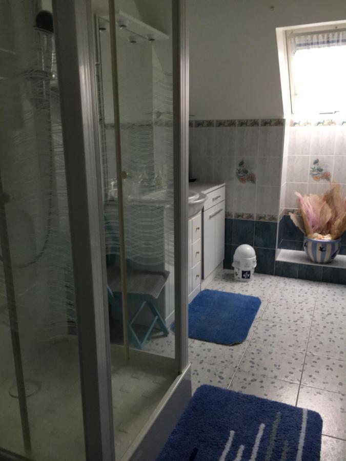 La Maison S'Apelle Le P'Tit Nid Гранвил Екстериор снимка