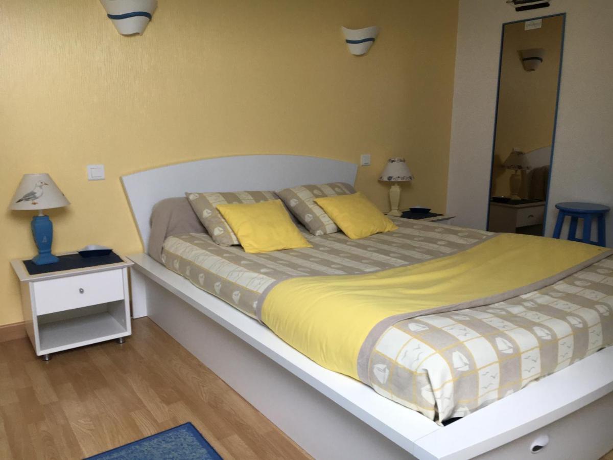 La Maison S'Apelle Le P'Tit Nid Гранвил Екстериор снимка